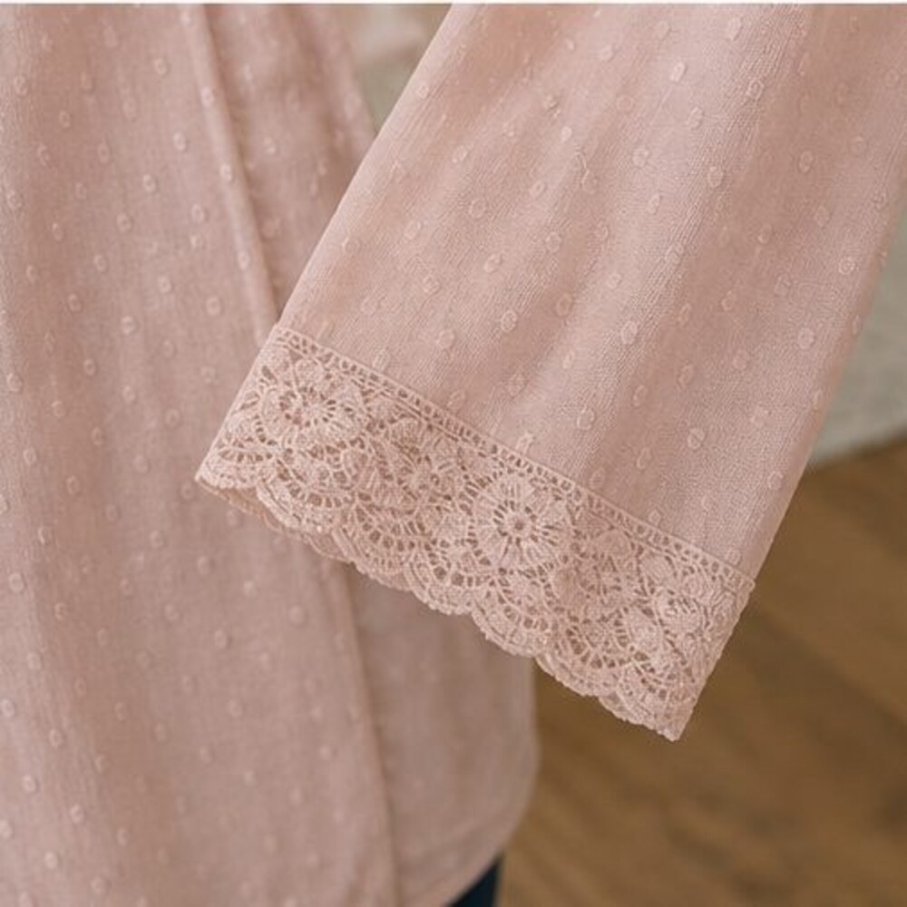 Blush Lace Trim Top - Picture 5 of 6